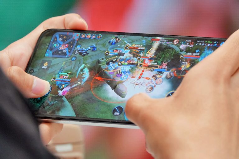 Mobile gaming boom: The Explosive Rise of Pocket Play